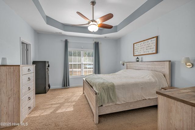 203 Sunstone Court, Jacksonville, NC 28546