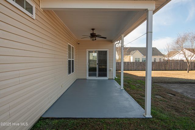 203 Sunstone Court, Jacksonville, NC 28546