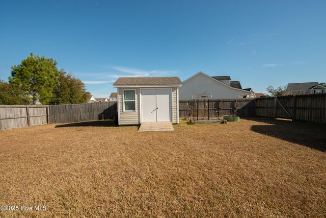 203 Sunstone Court, Jacksonville, NC 28546