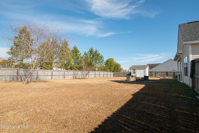 203 Sunstone Court, Jacksonville, NC 28546