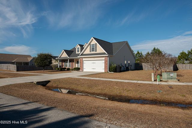 203 Sunstone Court, Jacksonville, NC 28546