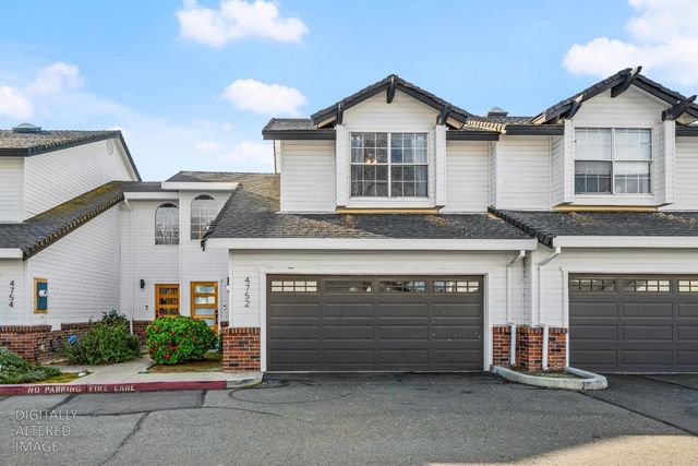 4752 67th St, Sacramento, CA 95820