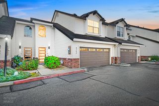 4752 67th St, Sacramento, CA 95820