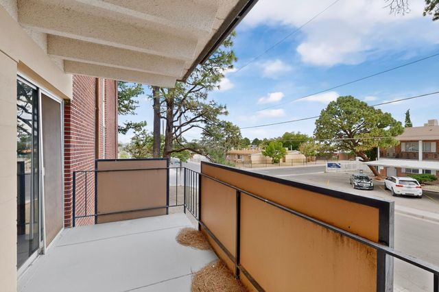 1100 Alvarado Drive SE APT 202, Albuquerque, NM 87108