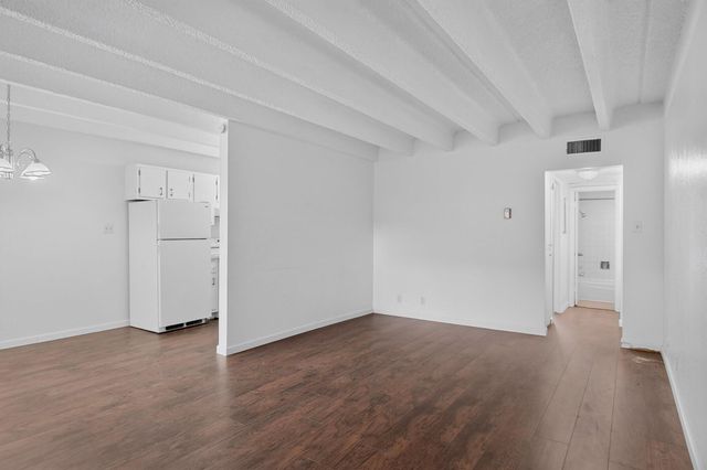 1100 Alvarado Drive SE APT 202, Albuquerque, NM 87108