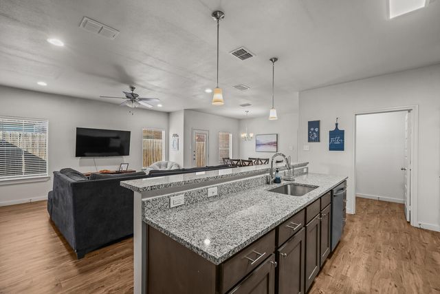 2602-2608 135th Street, Lubbock, TX 79423