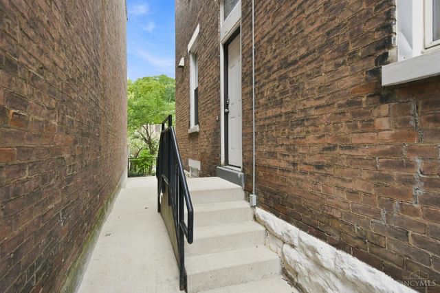 2281 Loth Street, Cincinnati, OH 45219