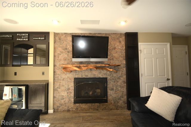 615 Willard Avenue, Rochester Hills, MI 48307