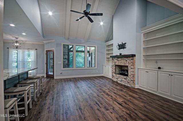 2072 Quail Hill Road, Brandon, MS 39042