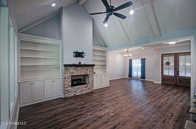 2072 Quail Hill Road, Brandon, MS 39042