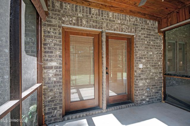 2072 Quail Hill Road, Brandon, MS 39042
