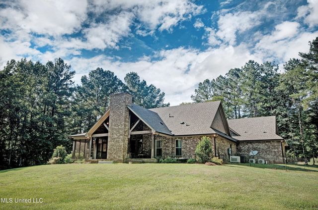 2072 Quail Hill Road, Brandon, MS 39042