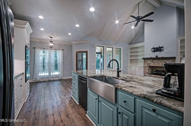 2072 Quail Hill Road, Brandon, MS 39042