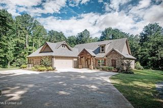 2072 Quail Hill Road, Brandon, MS 39042