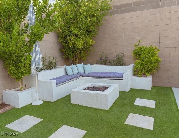 434 Lost Horizon Avenue, Henderson, NV 89002