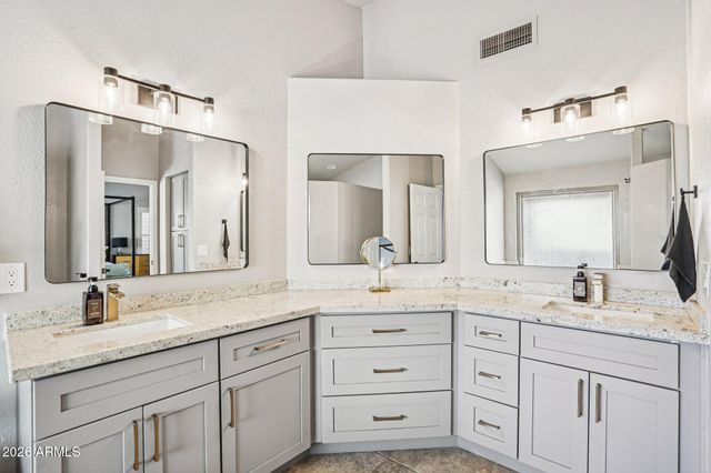 11055 N 128TH Place, Scottsdale, AZ 85259