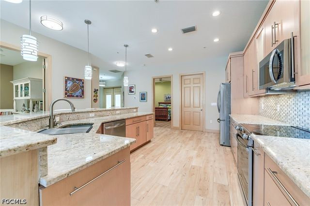 15088 Stella Del Mar LN, Fort Myers, FL 33908