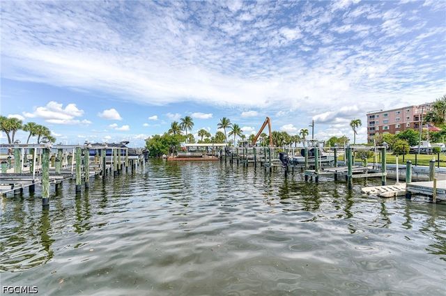 15088 Stella Del Mar LN, Fort Myers, FL 33908