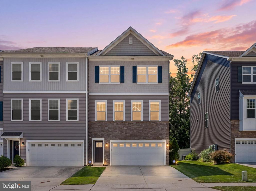 50 SULLIVAN WAY, MARLTON, NJ 08053 — exterior
