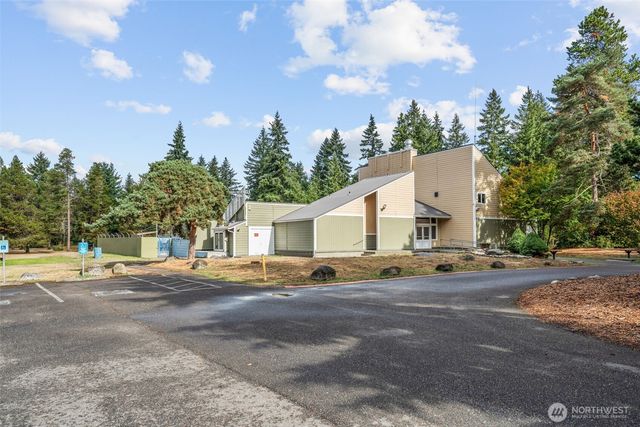 8517 Thuja Avenue SE, Yelm, WA 98597
