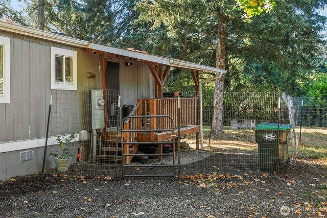 8517 Thuja Avenue SE, Yelm, WA 98597