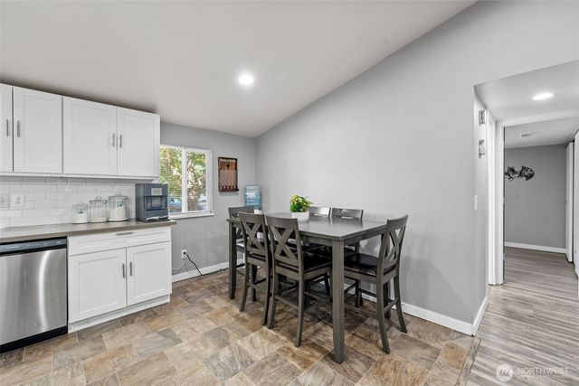 8517 Thuja Avenue SE, Yelm, WA 98597