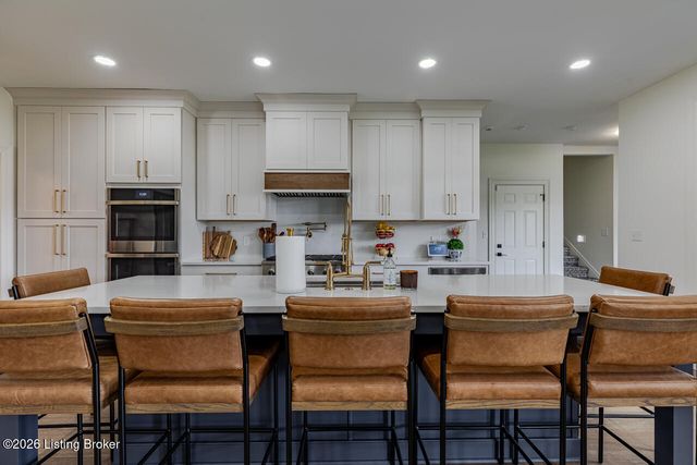 1101 Driftwood Ln, Elizabethtown, KY 42701