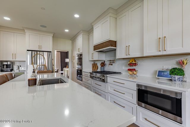 1101 Driftwood Ln, Elizabethtown, KY 42701