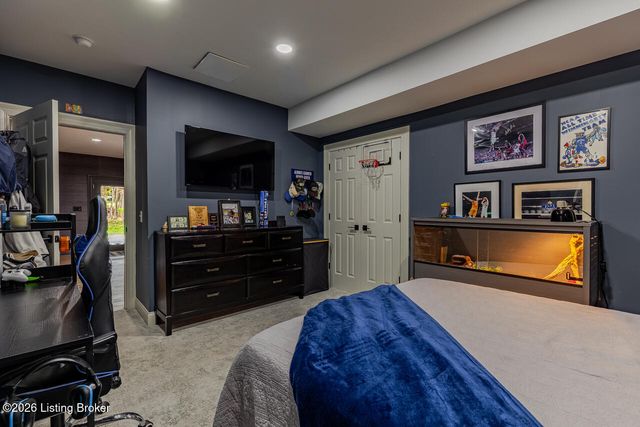 1101 Driftwood Ln, Elizabethtown, KY 42701