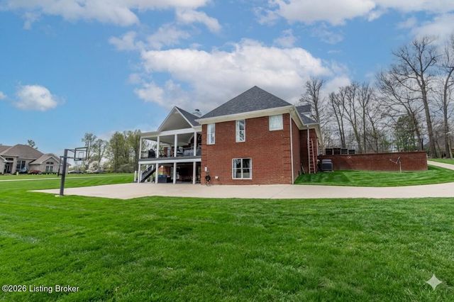 1101 Driftwood Ln, Elizabethtown, KY 42701