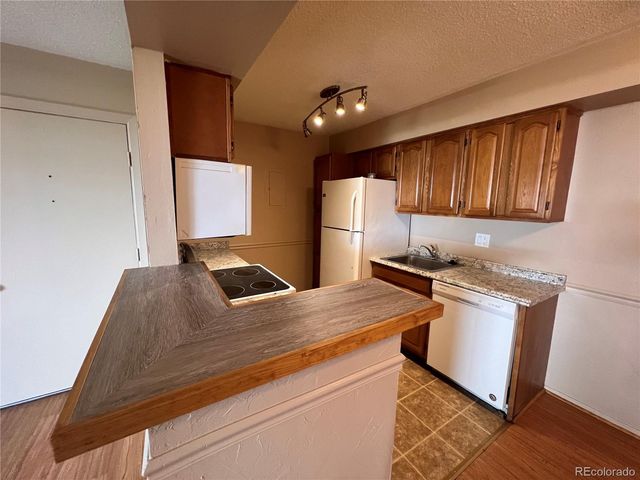 10150 E Virginia Avenue 19-106, Denver, CO 80247
