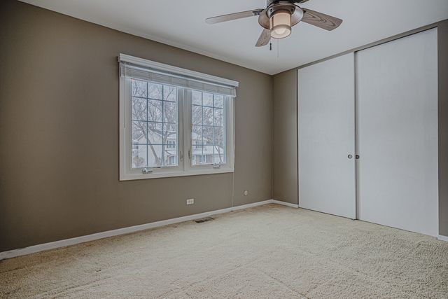 794 Stillwater Court, Lake Zurich, IL 60047