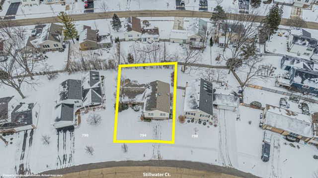 794 Stillwater Court, Lake Zurich, IL 60047