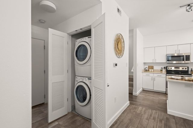 1201 Grove BLVD 1103, Austin, TX 78741