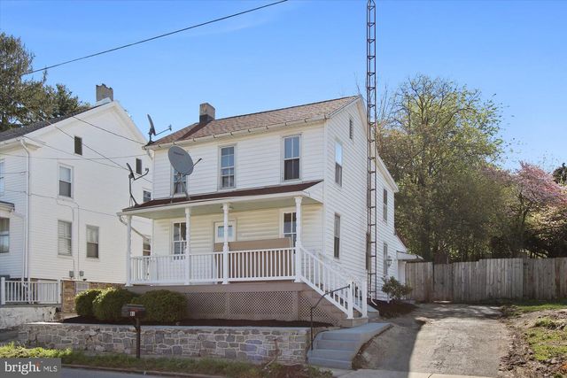 81 MAIN ST, Yorkana, PA 17402