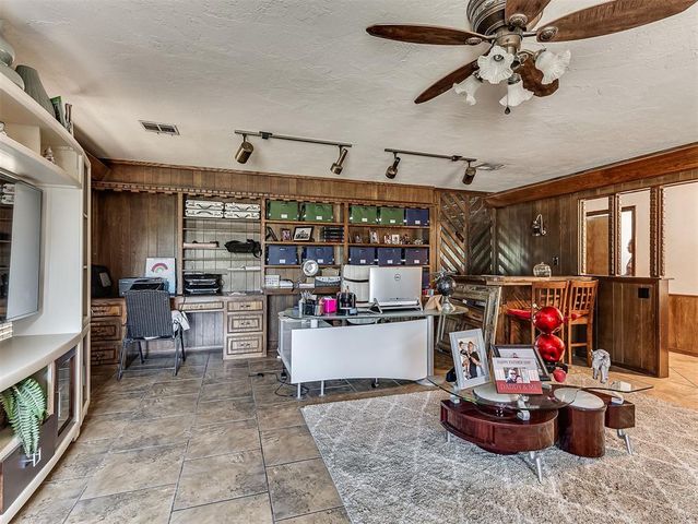 600 Rancho Estates Boulevard, Yukon, OK 73099