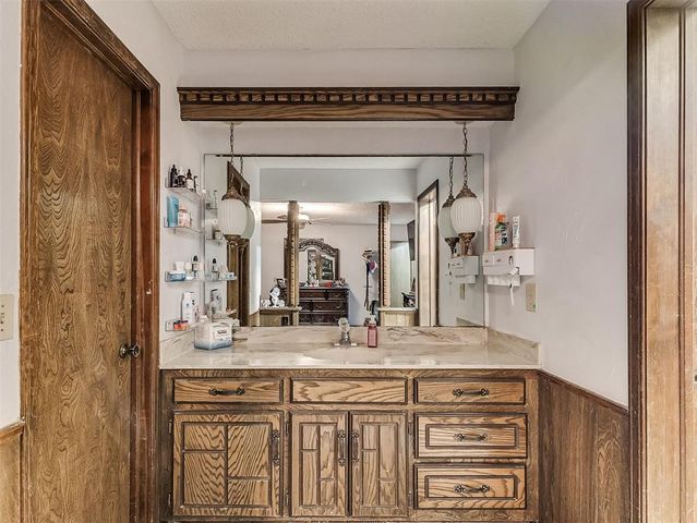 600 Rancho Estates Boulevard, Yukon, OK 73099