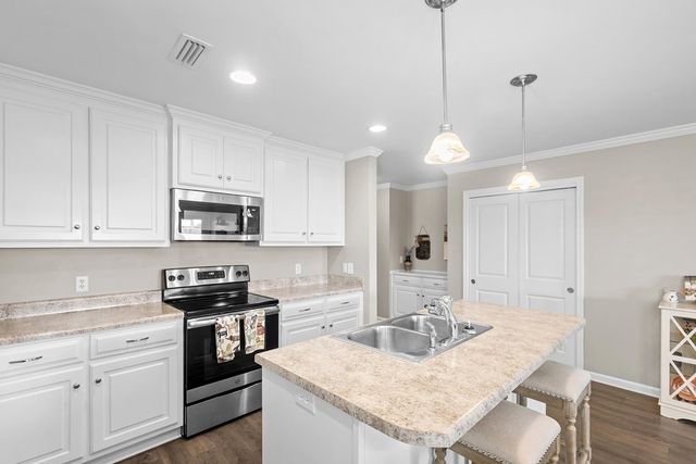 103 Montreat, Dothan, AL 36303