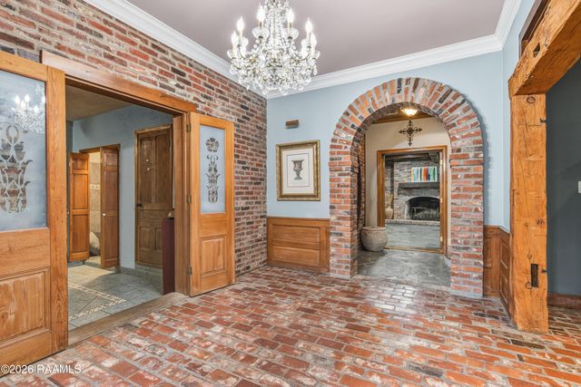 12 Bayside Drive, Lafayette, LA 70508