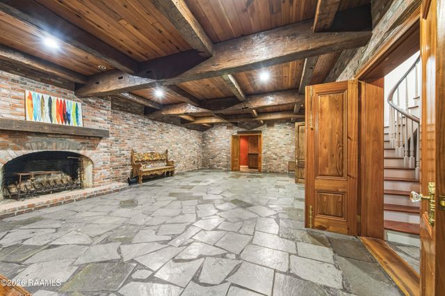 12 Bayside Drive, Lafayette, LA 70508