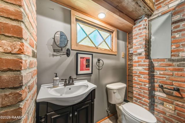 12 Bayside Drive, Lafayette, LA 70508