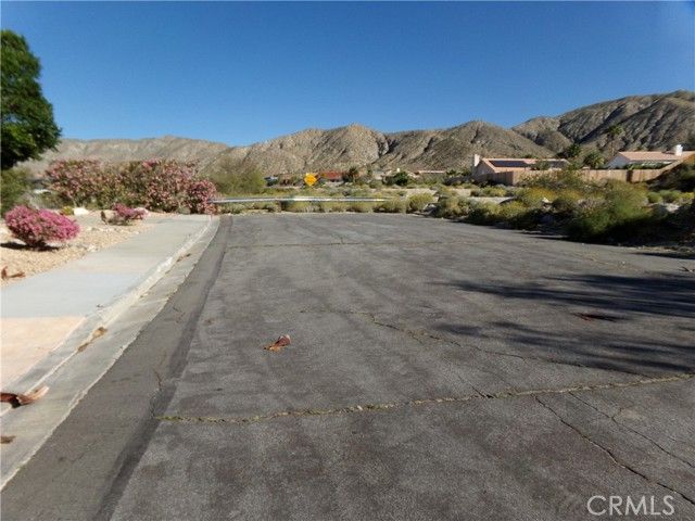 9651 Cholla, Desert Hot Springs, CA 92240