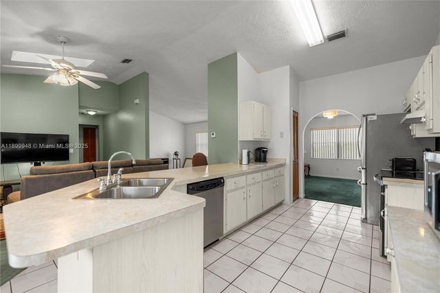 2521 NW 45th, Ocala, FL 34475