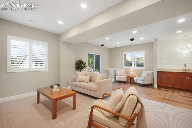 735 Chesapeake Avenue, Monument, CO 80132