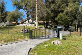 40118 Old Stonegate Court, Oakhurst, CA 93644