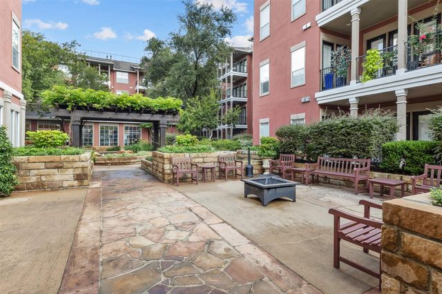 2400 Mccue Road 312, Houston, TX 77056