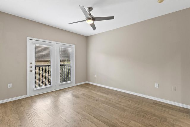 2400 Mccue Road 312, Houston, TX 77056