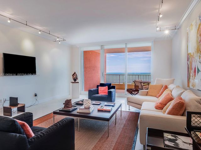 781 Crandon Blvd 1405, Key Biscayne, FL 33149