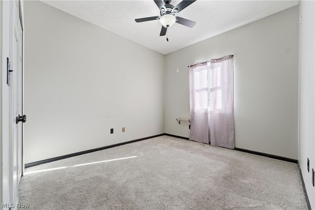 1516 Wisteria Avenue SW, Hartville, OH 44632