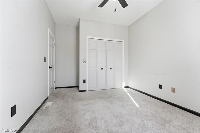 1516 Wisteria Avenue SW, Hartville, OH 44632